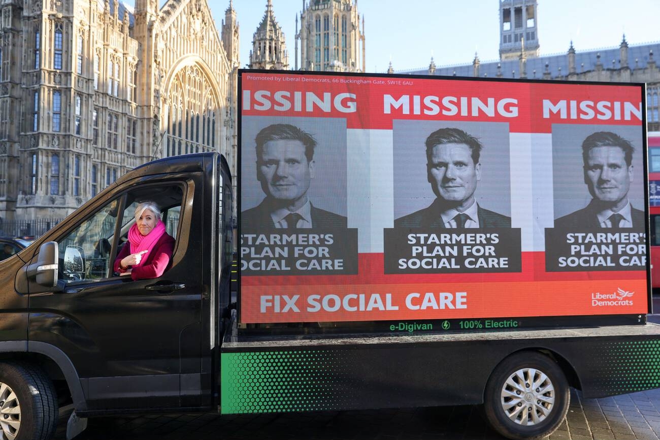 These challenges have made many people question the direction of Keir Starmer in 2026. He is facing a lot of pressure from people who aren't happy with the way things are going.