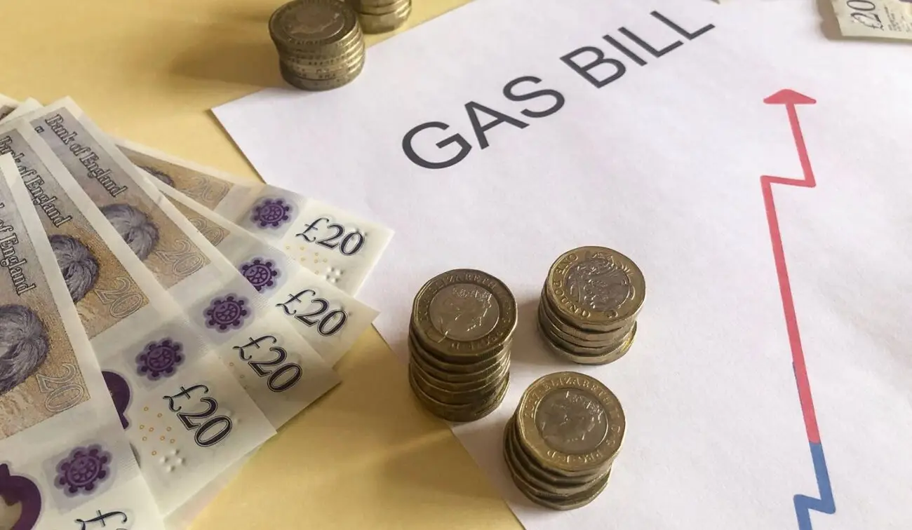 Rising energy costs in the UK have become a serious crisis for the whole community. With the onset of autumn, energy costs have risen.